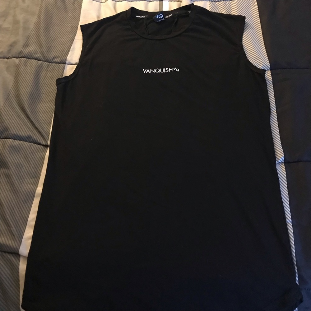 Vanquish Minimal Sleeveless Tee